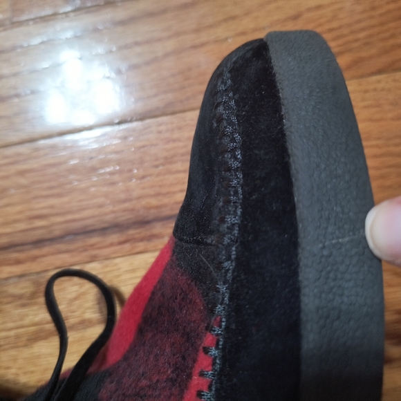 Madden Girl plaid tribal mocassin boots, women's size 8, red, black, gray, tan - Picture 10 of 12